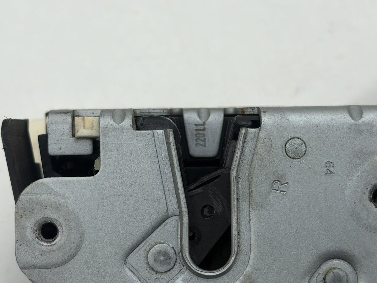 2010-2012 Land Rover Range Rover Front Right Side Door Lock Latch Actuator OEM
