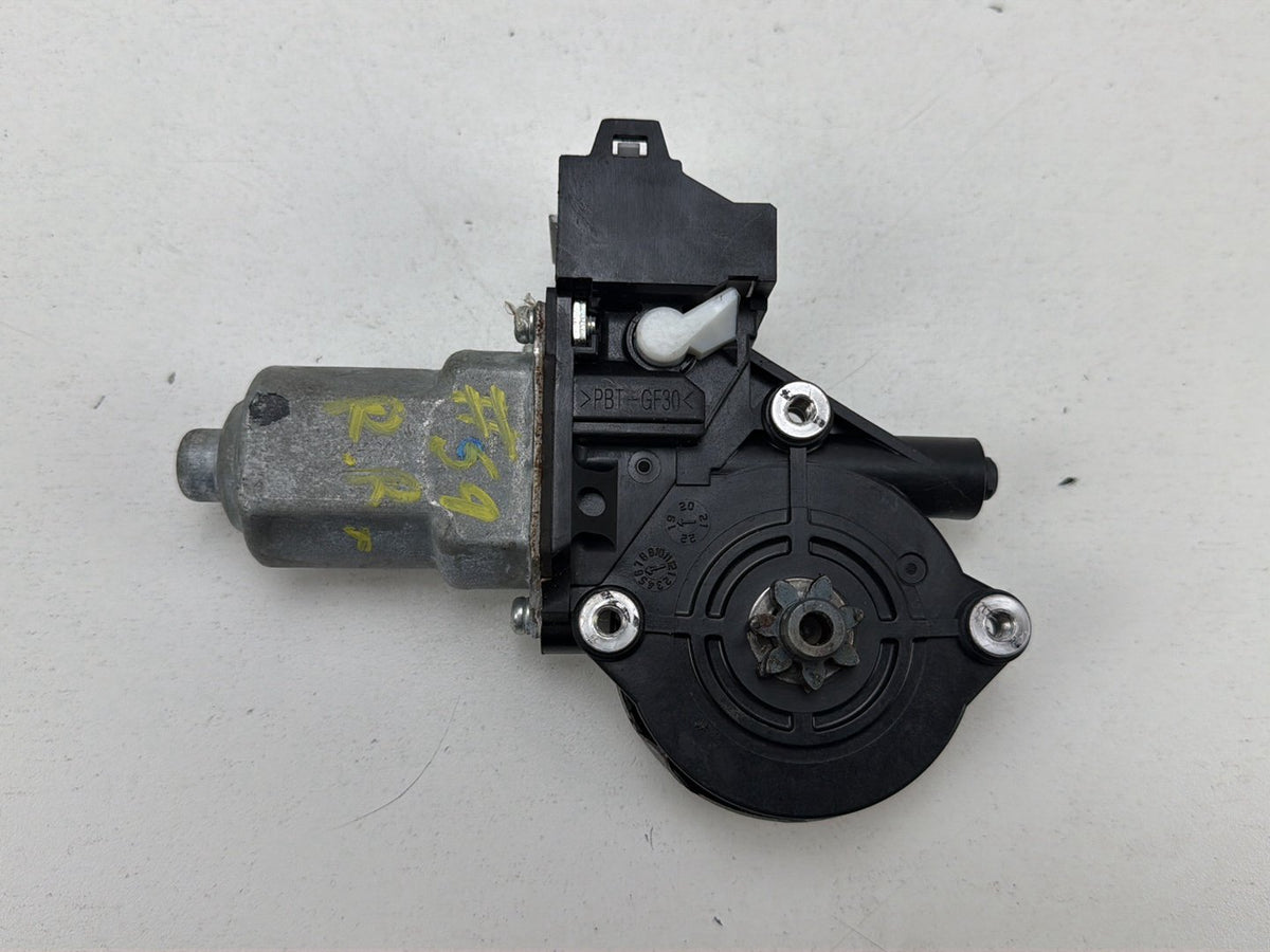 2013-2019 Nissan Sentra Right Rear Side Window Motor 827303TA1A OEM