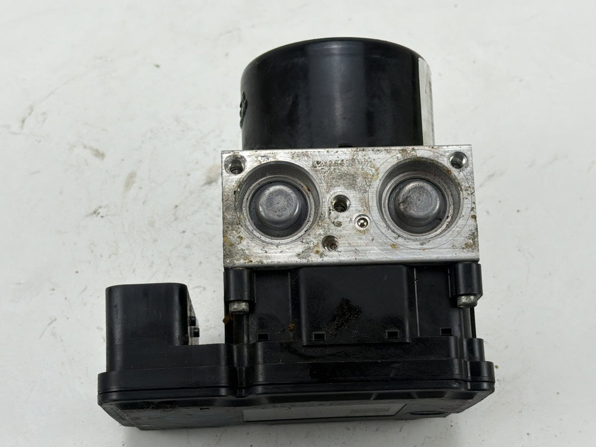 2012-2014 Ford Focus ABS Anti-Lock Brake Pump Control Module BV61-2C405-AJ OEM