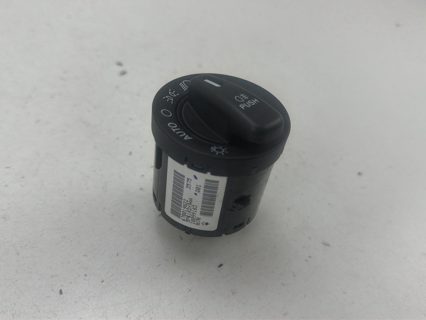 2014-2017 Maserati Ghibli III M157 Front Dash Headlight Control Switch 670019822 OEM