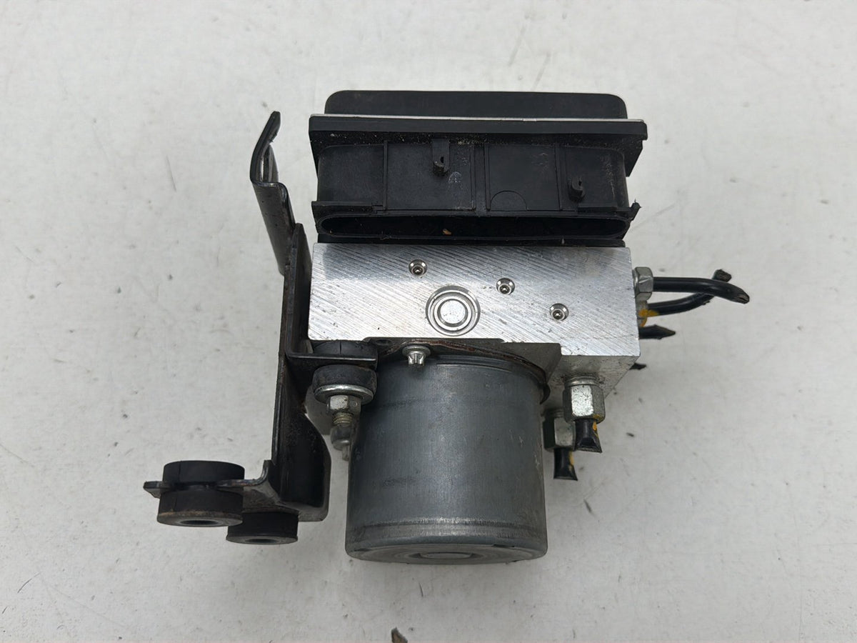 2007-2008 Infiniti G35 Front Anti-Lock Brake ABS Pump Modulator Module OEM