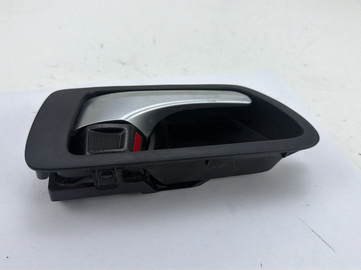 2012-2017 Toyota Camry Front Right Passenger Side Interior Door Handle OEM