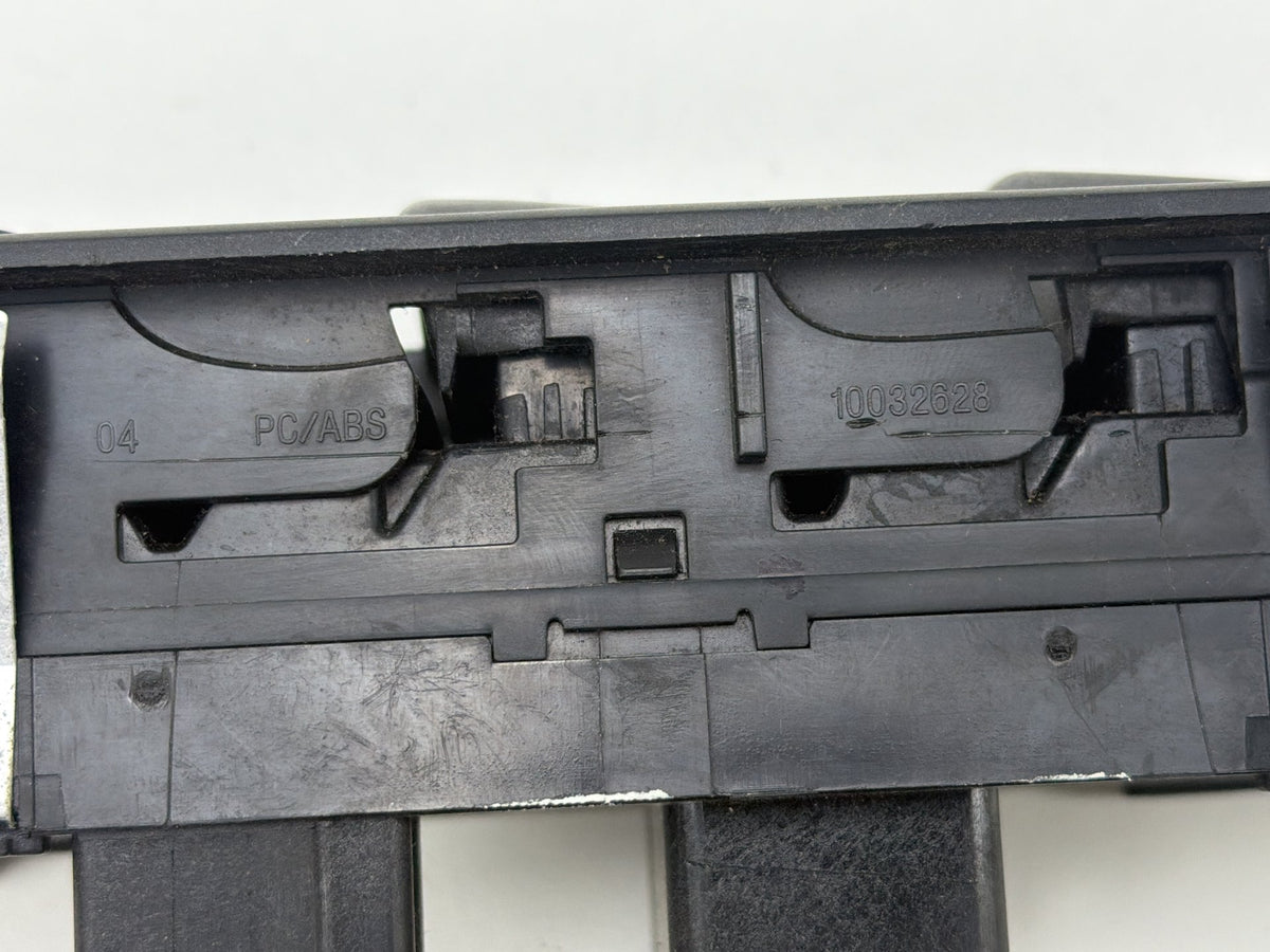 2012-2016 Chrysler Town & Country Front Left Door Master Power Window Switch OEM