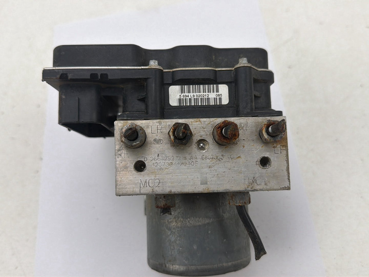 2013-2015 Fiat 500 ABS Anti Lock Brake Pump Control Unit P68073251AG OEM