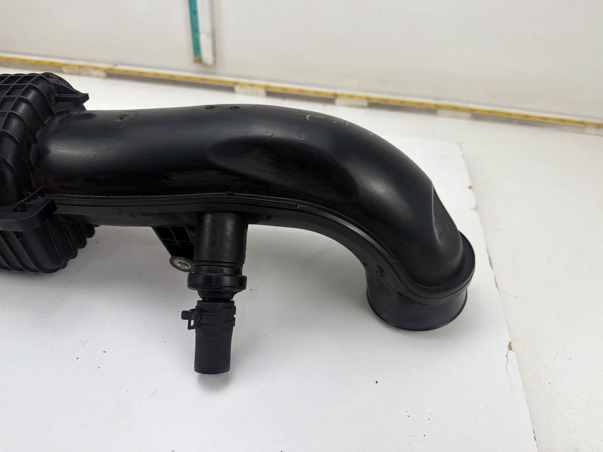 2015-2018 Volvo S60 Air Intake Resonator Hose Tube Pipe 31319691 OEM