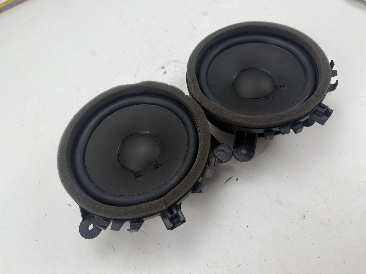 2011-2018 Volvo S60 Rear Right/Left Door Lower Audio Speakers Pair 30657445 OEM