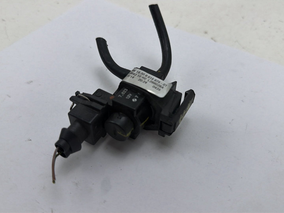 2006-2010 BMW X3 Exhaust Flap Vacuum Control Valve Solenoid 18.30 8 615 875 OEM