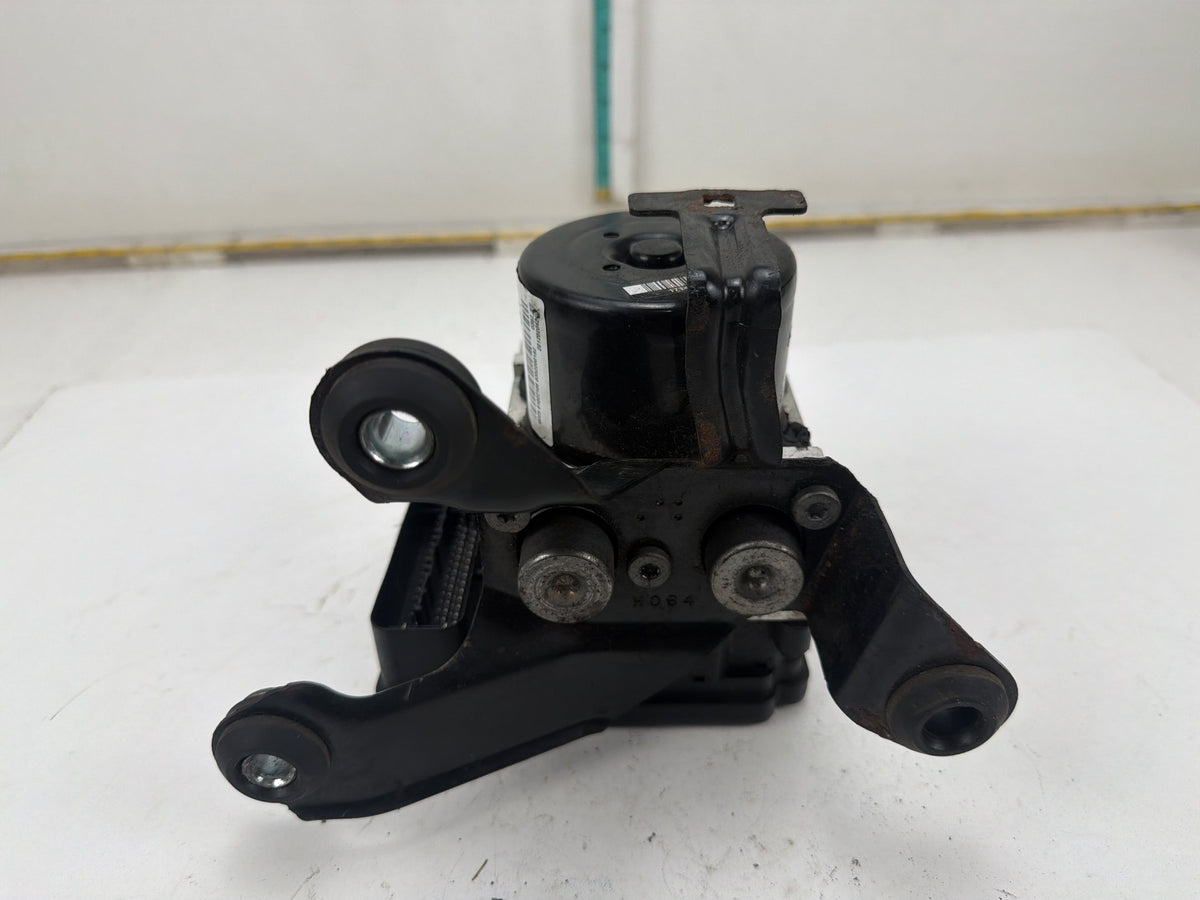 2012-2013 Toyota Tundra ABS Pump Control Module Assembly 44500-0C381 OEM