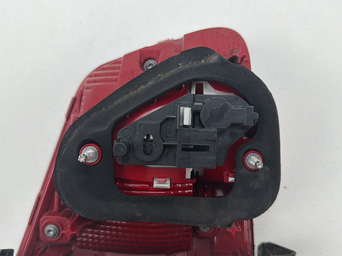 2013-2017 Volkswagen Tiguan Right Rear Inner Tail Light 5N0945310A OEM