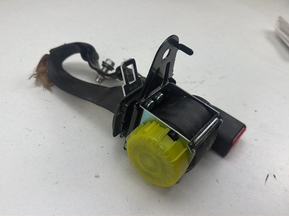 2014-2016 Kia Cadenza RH Right Passenger Side Seat Belt Buckle 89810-3R610 OEM