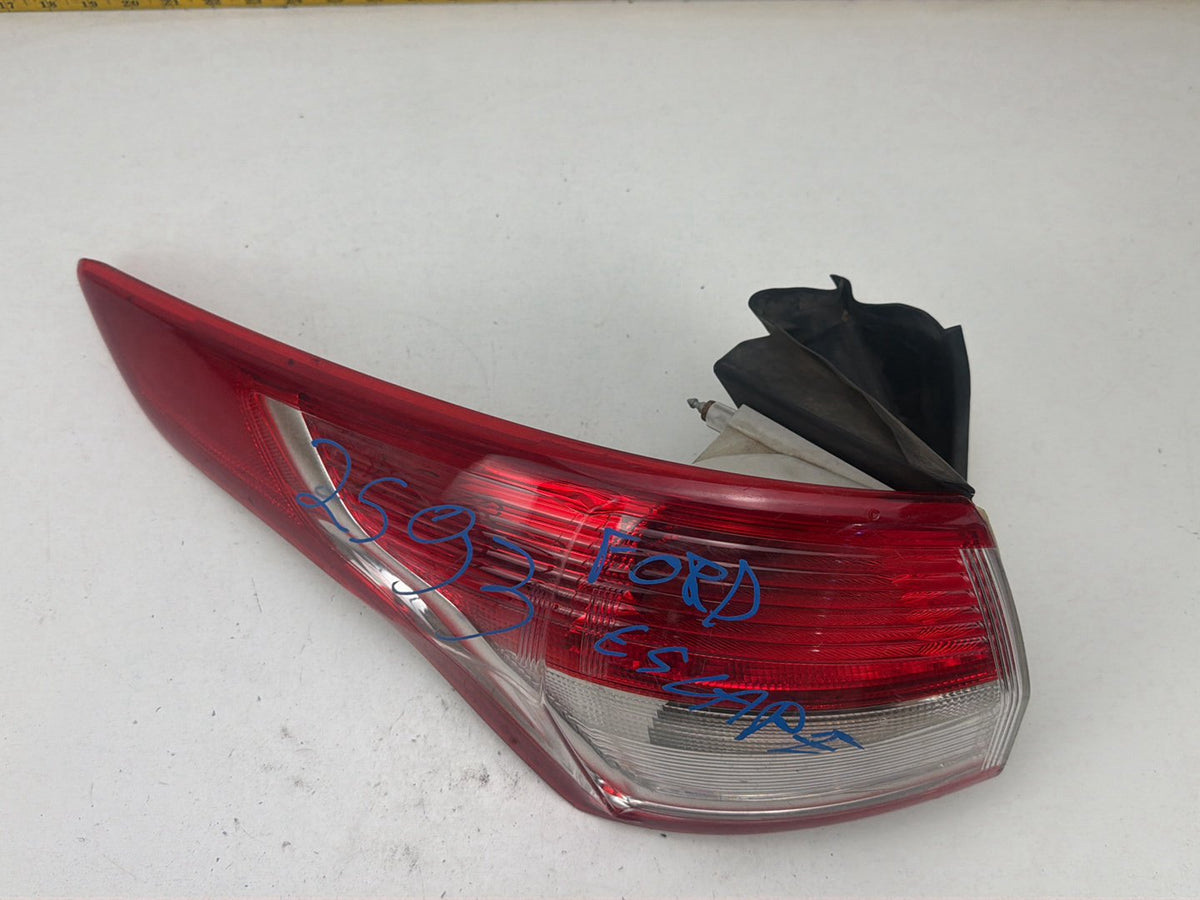 2013-2016 Ford Escape Left Side Outer Quarter Panel Tail Light CJ5Z-13405-B OEM