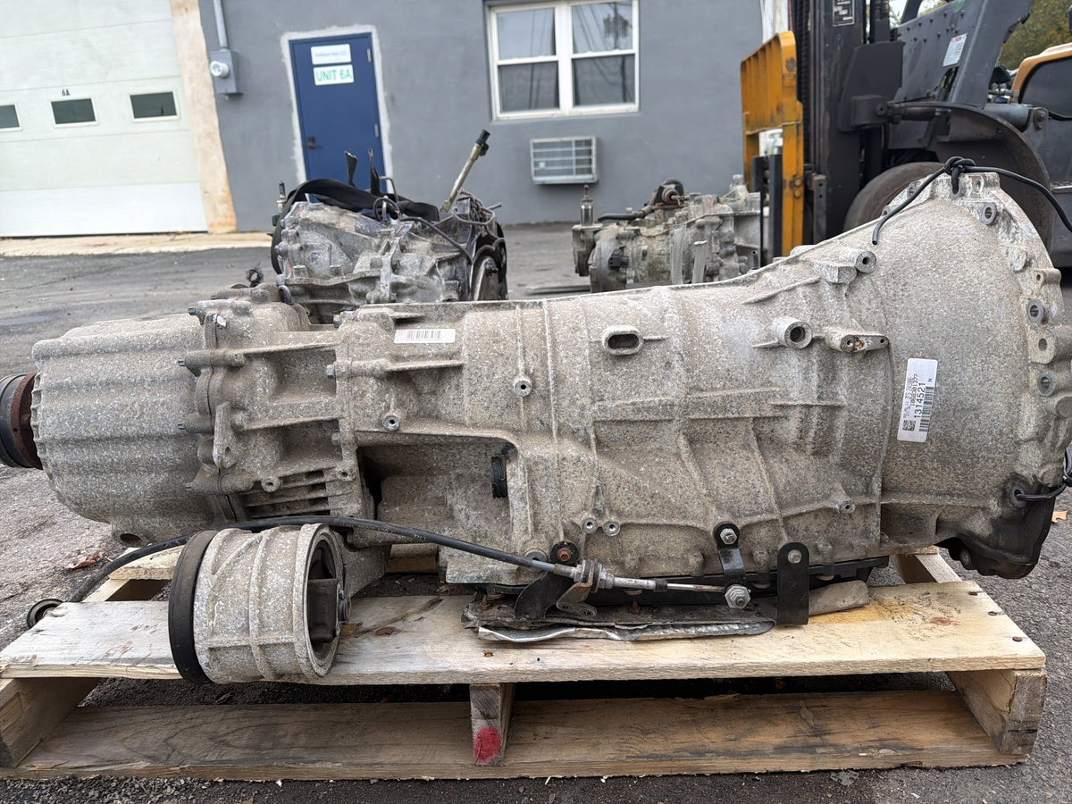 2010-2013 Land Rover Range Rover 5.0L V8 Automatic Transmission LR019164 OEM