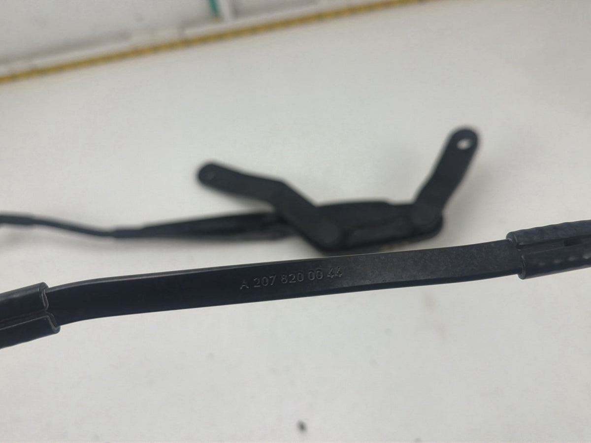 2010-2013 Mercedes E350 Front Left & Right Windshield Wiper Arm 97036203 OEM