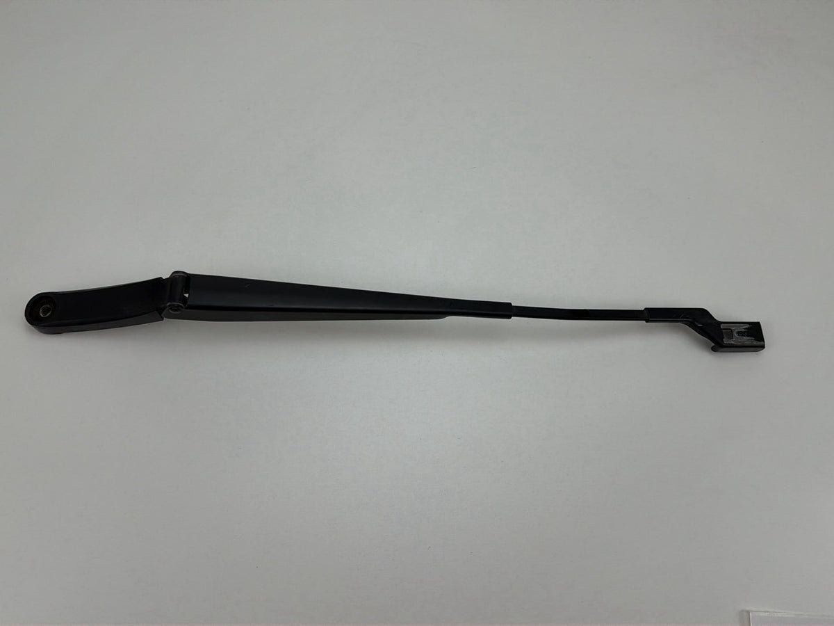 2013-2017 Volkswagen Tiguan Windshield 5K6 955 707 B OEM