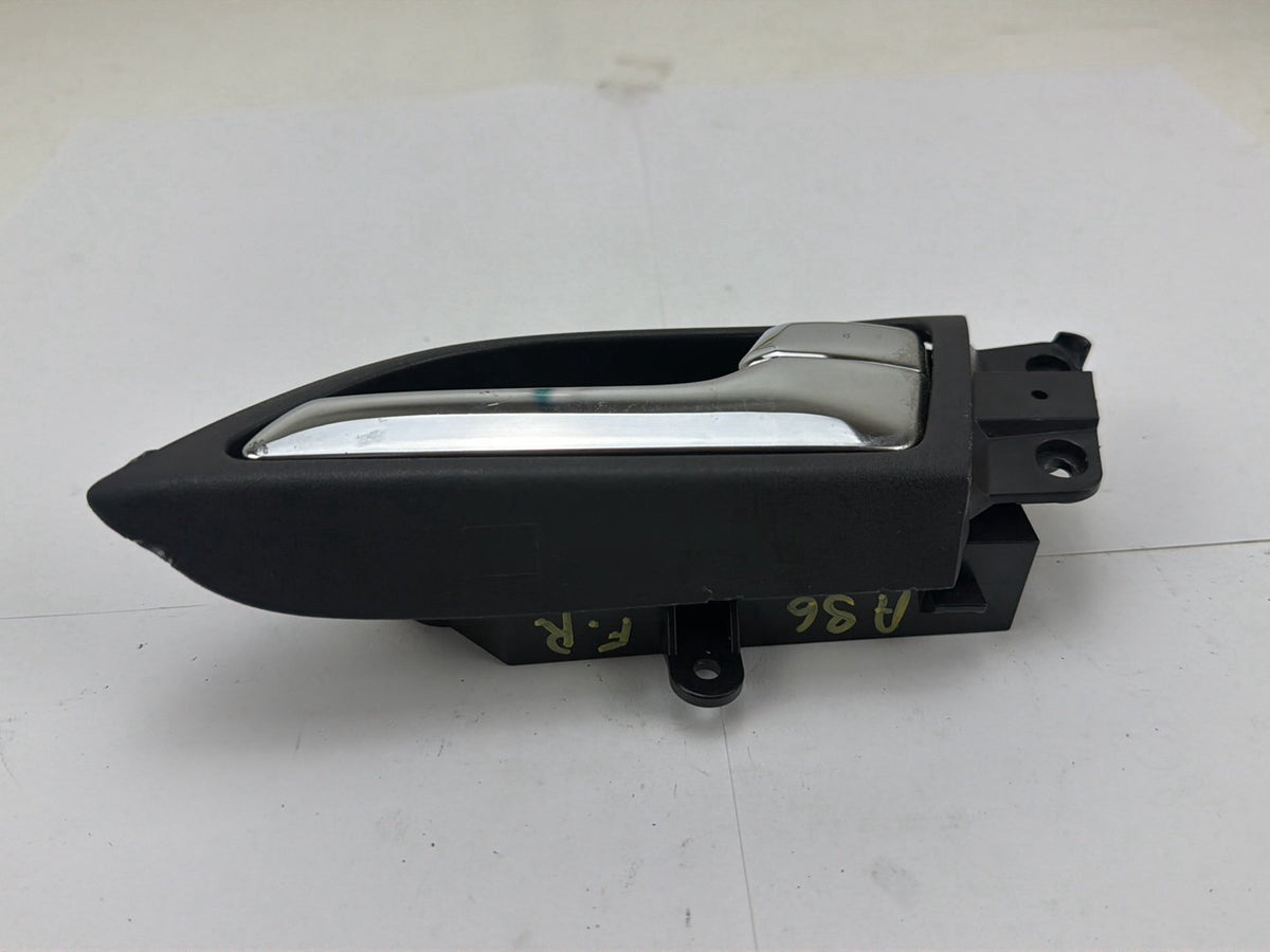 2006-2010 Infiniti M35 Front Right Passenger Side Interior Door Handle OEM
