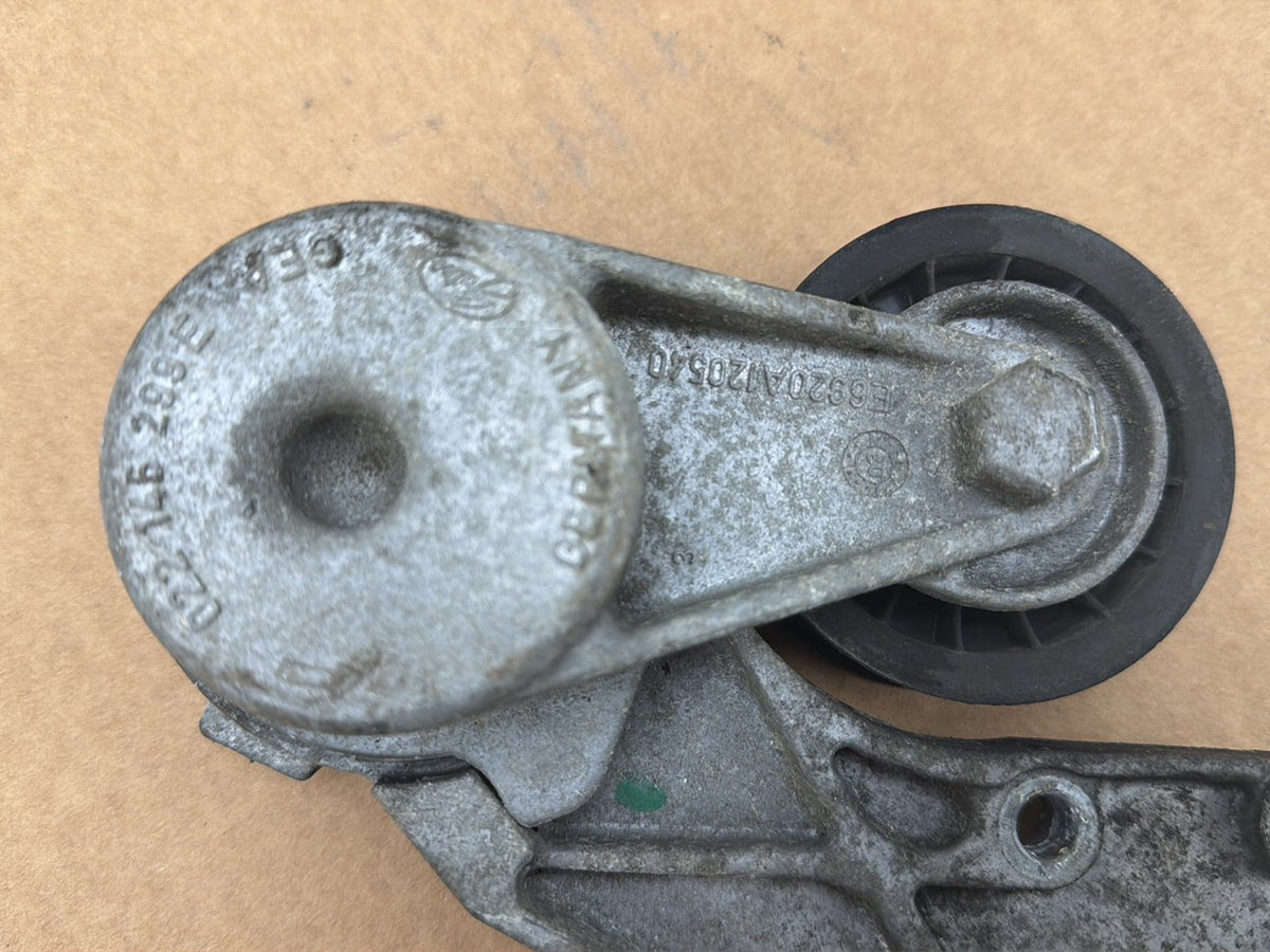 2004-2006 Porsche Cayenne 9PA-3.2L Drive Belt Tensioner Assembly 022146299E OEM
