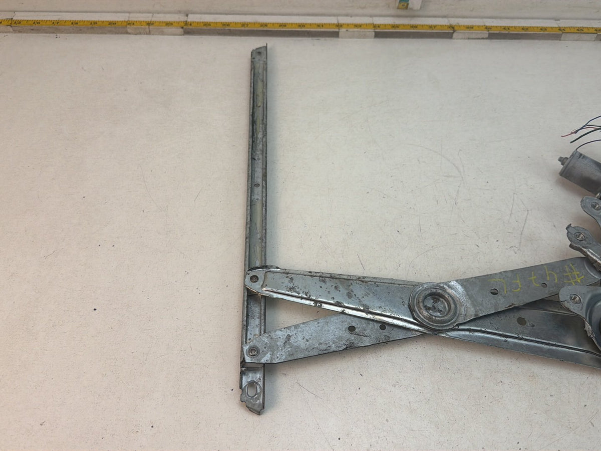 2015-2017 Toyota Sienna L30-Front Left Door Window Regulator & Motor 85720-06281 OEM