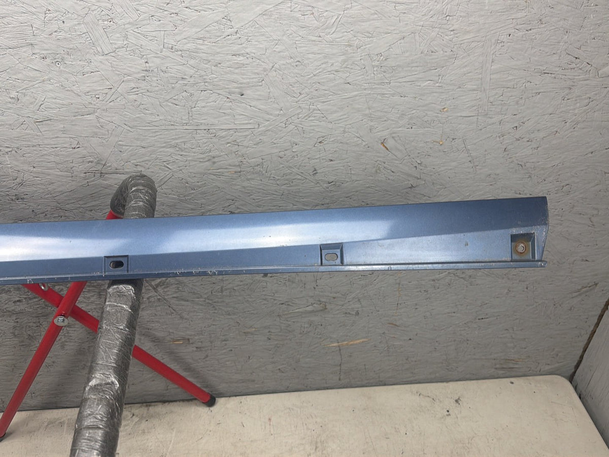 2003-2005 Toyota 4Runner N210 - Right Rocker Moulding PN: 75805-35090