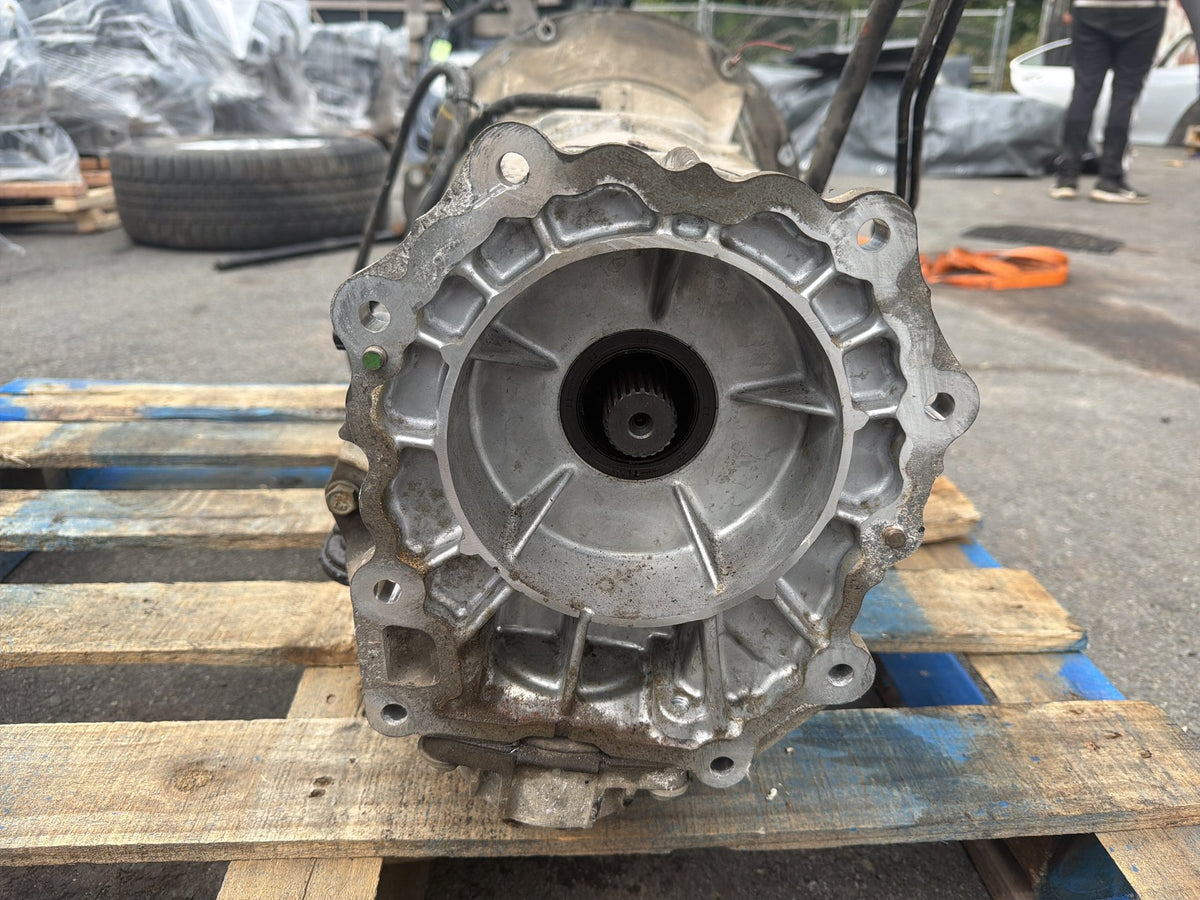 2011-2013 Jeep Grand Cherokee WK 5.7L V8 Automatic Transmission Assembly OEM