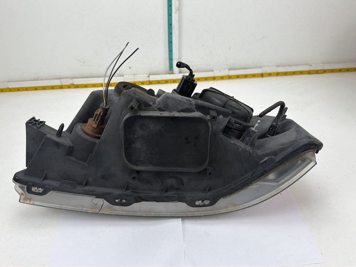2003-2006 Lincoln Navigator Front Right Passenger Side Halogen Headlight OEM