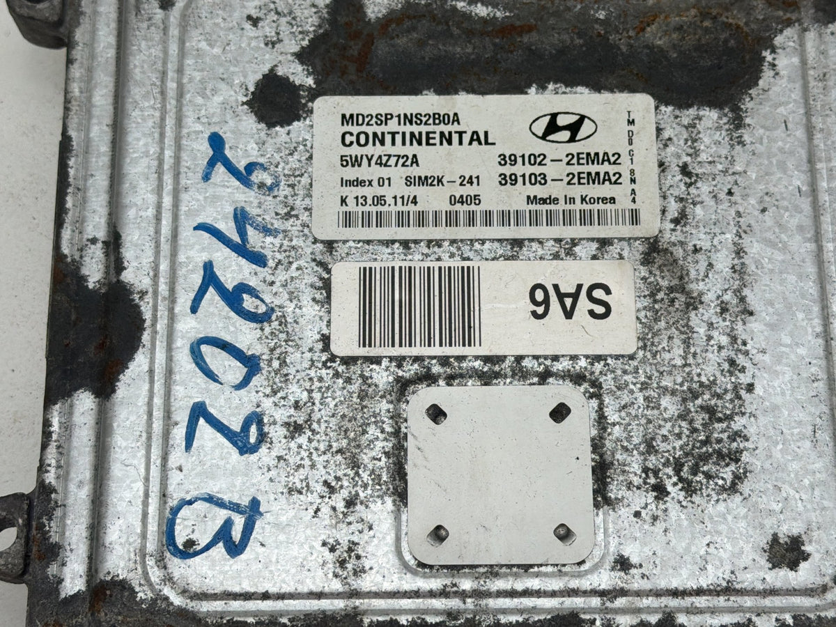 2011-2013 Hyundai Elantra 1.8L Engine Control Module Unit ECU 39102-2EMA2 OEM
