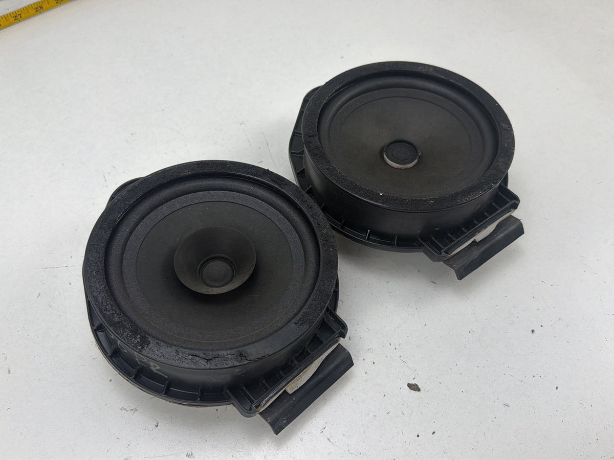 2010-2016 Buick LaCrosse Rear Front Right Side Audio Speakers 824193796 OEM