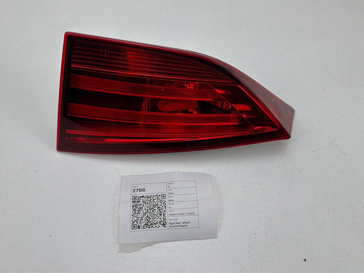 2014 BMW X1 E84 SUV Right Rear Taillight Decklid/Tailgate 03426500 OEM