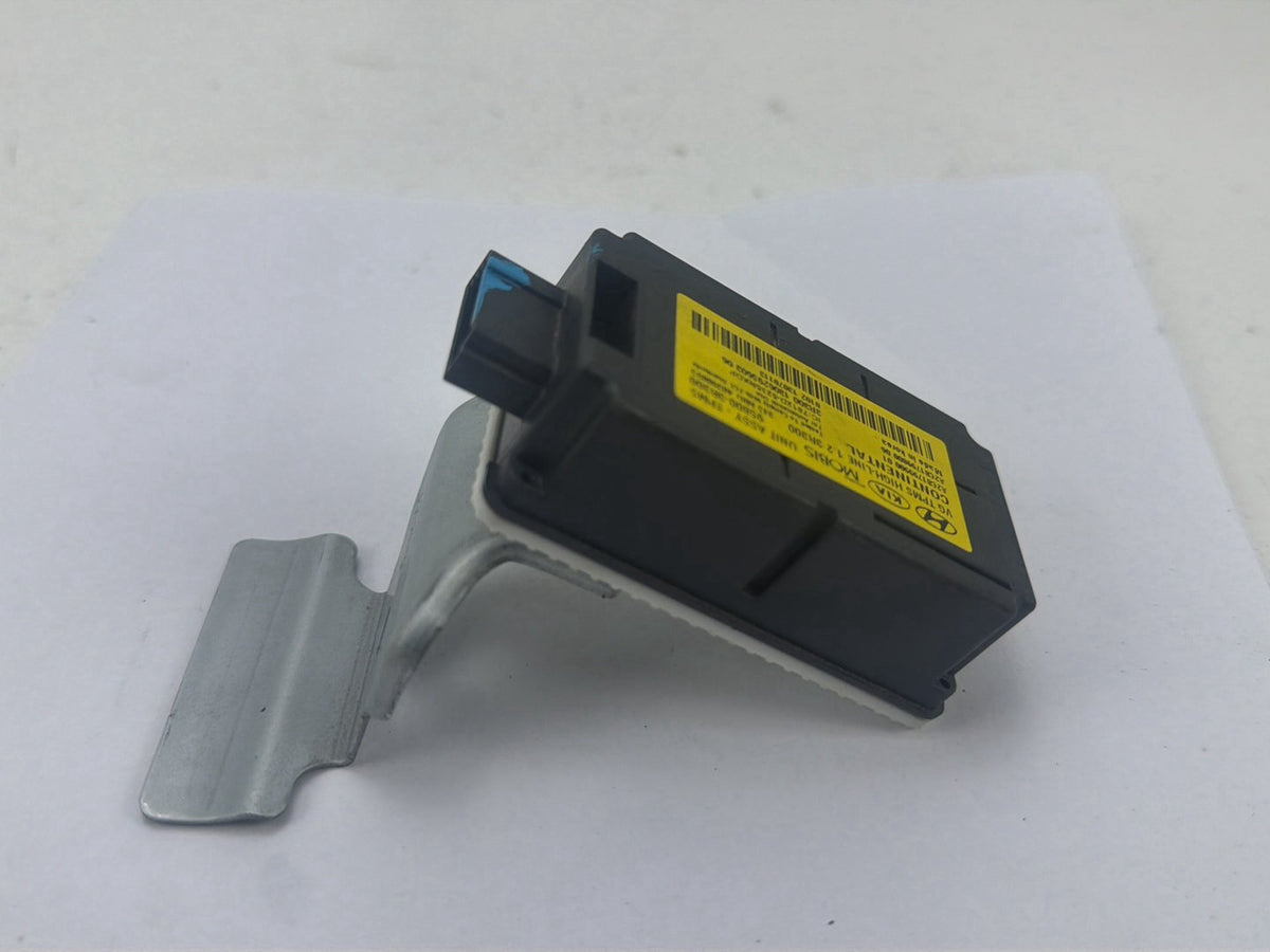 2014-2016 Kia Cadenza Tire Pressure Monitor Sensor TPMS Module 95800-3R300 OEM