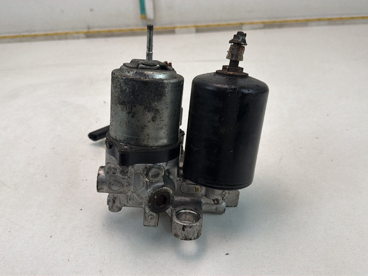 2010-2015 Toyota Prius ABS Brake Booster Pump & Accumulator Assembly OEM