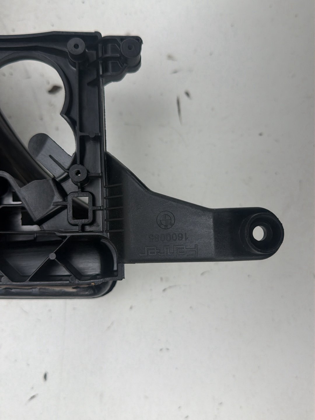 2010-2017 BMW 5 Series F10 Center Console Armrest Cover 1600085 OEM