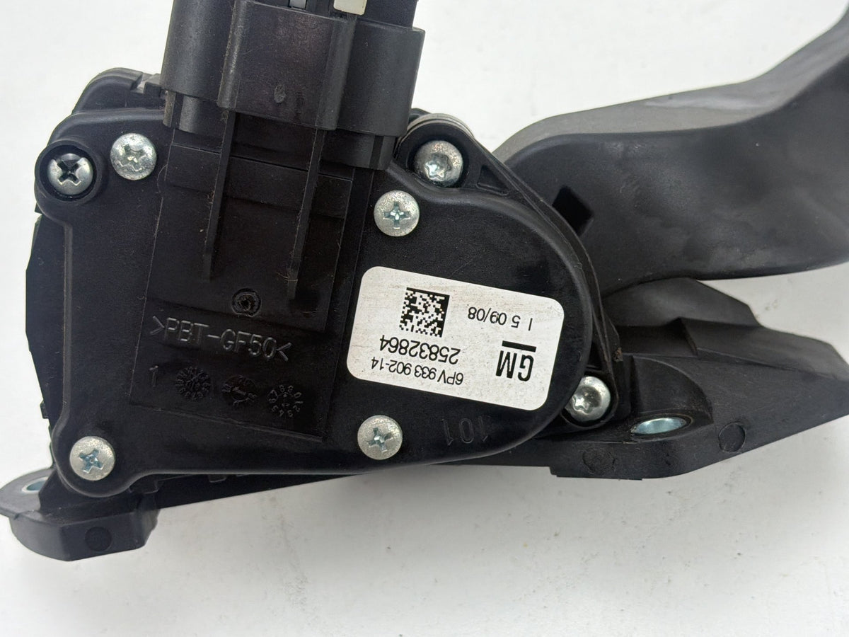 2007-2011 GMC Sierra 1500- Accelerator Throttle Pedal 25832864 OEM