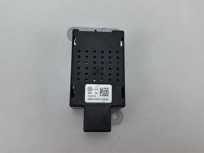2013-2015 Volkswagen Tiguan Antenna Noise Control Suppressor Module 5N0.035.570.A OEM