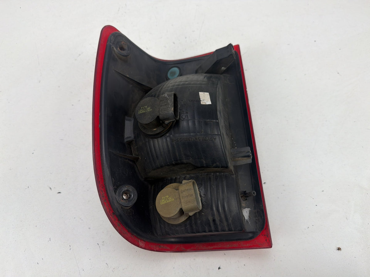 2001-2005 Ford Ranger Rear Right Passenger Side Tail Light ASY1L5X-13B505-B OEM