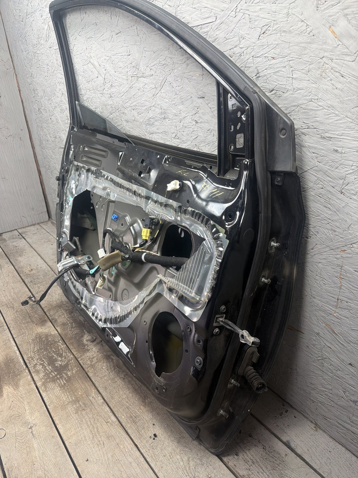 2007-2009 Lexus ES350 V40 - Front Left Door Shell OEM