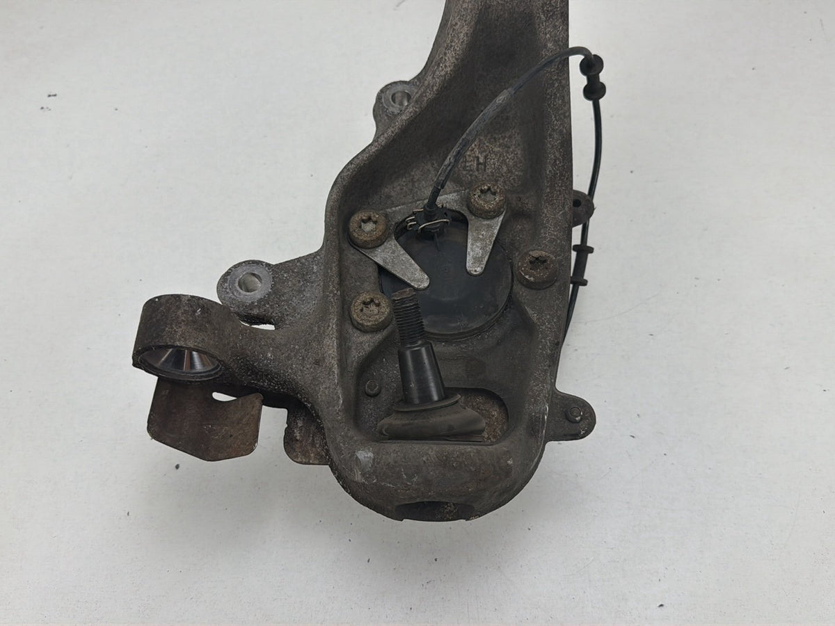 2010-2019 Jaguar XJ Front Left Steering Knuckle Spindle Wheel Hub OEM