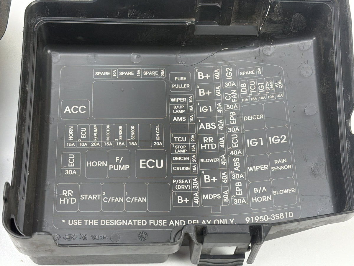 2014-2016 Kia Cadenza Engine Fuse Box Relay Junction Block 91275-3R012 OEM