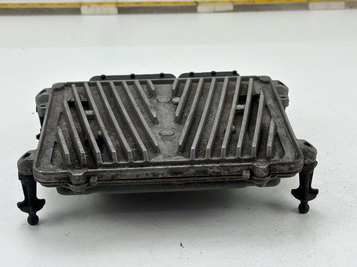 2006 Mercedes-Benz E350 Engine Computer Control Module Unit ECU A2721531679 OEM