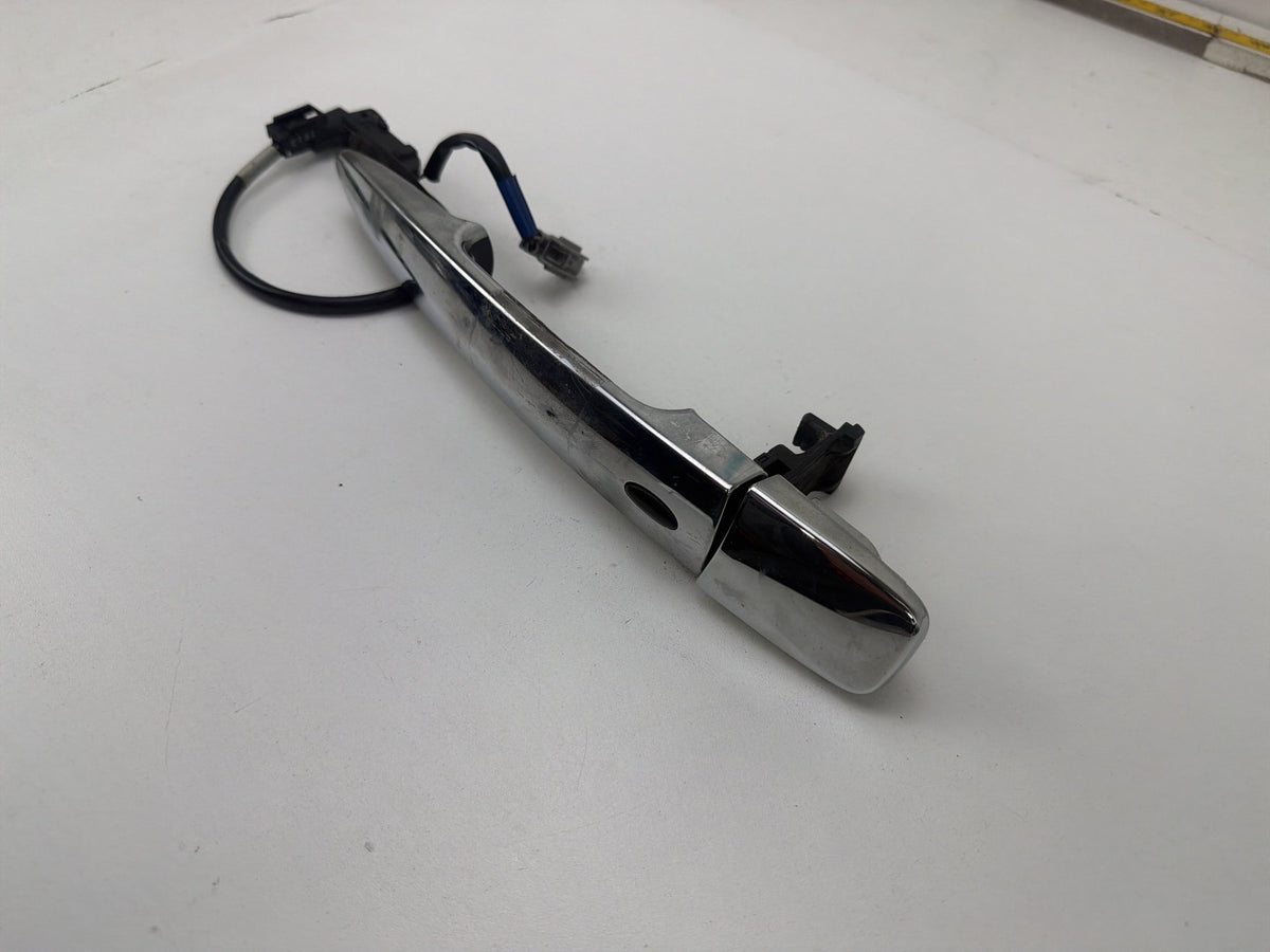 2015-2019 Nissan Sentra Front Right Passenger Side Exterior Door Handle OEM
