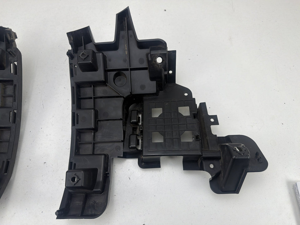 2014-2018 Volvo S60 Rear Bumper Side Mount Support Guide Bracket Pair OEM