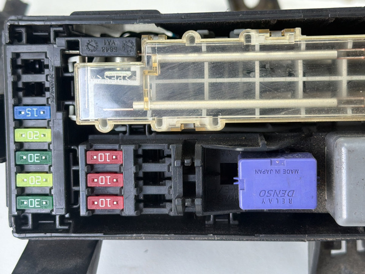 2006-2013 Lexus IS250 E20 Engine Under Hood Fuse Box Relay Junction Block OEM