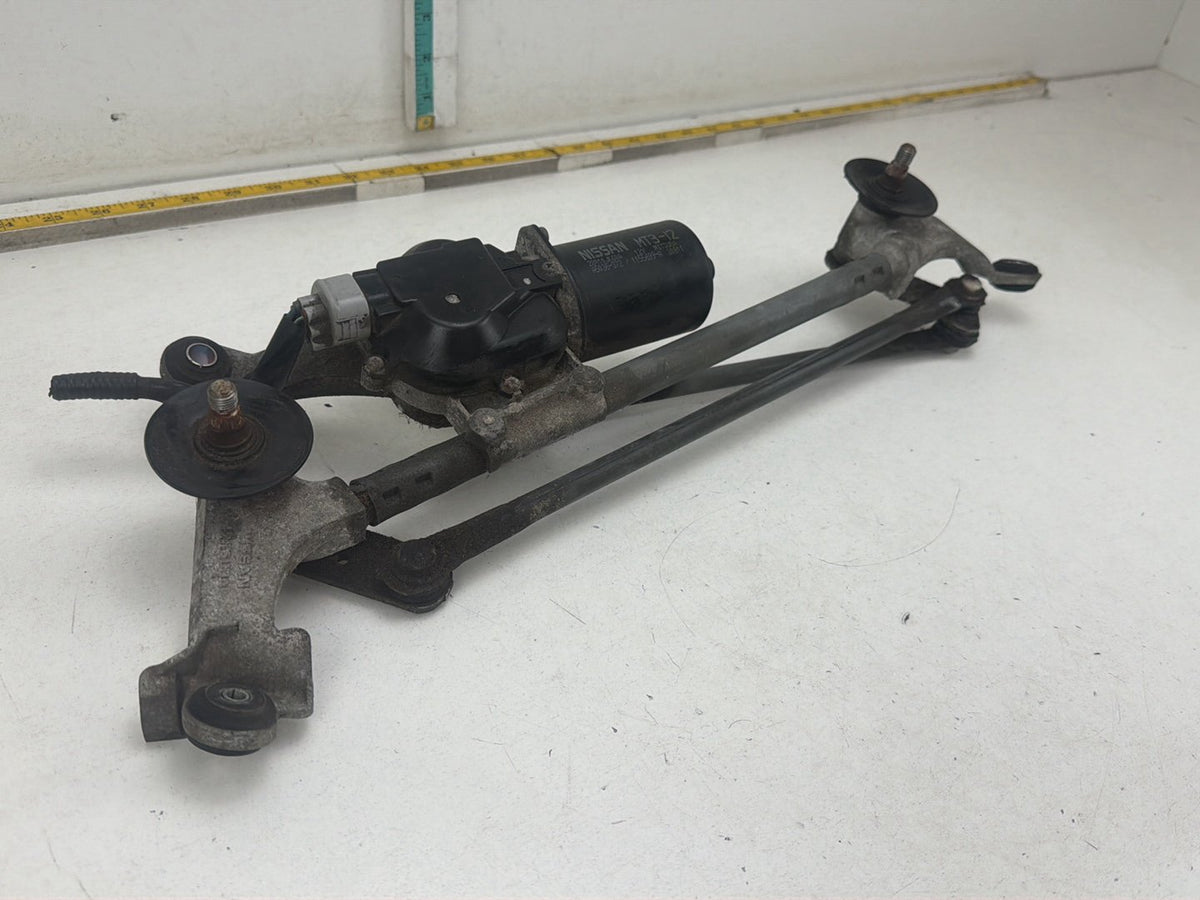 2009-2013 Infiniti G37 Front Windshield Wiper Linkage Transmission Motor OEM