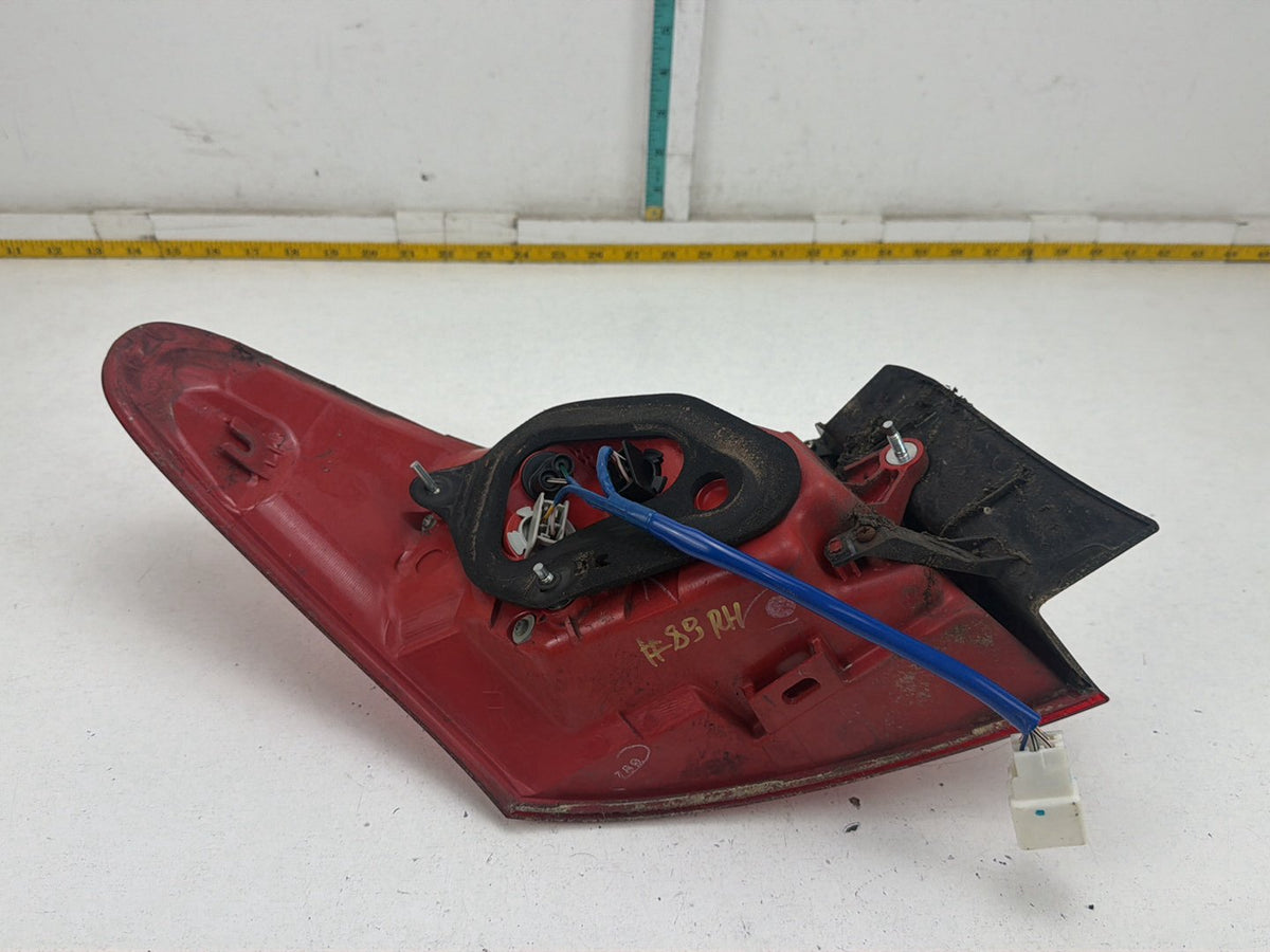 2007-2009 Lexus ES350 Right Side Outer Tail Light Brake Lamp OEM