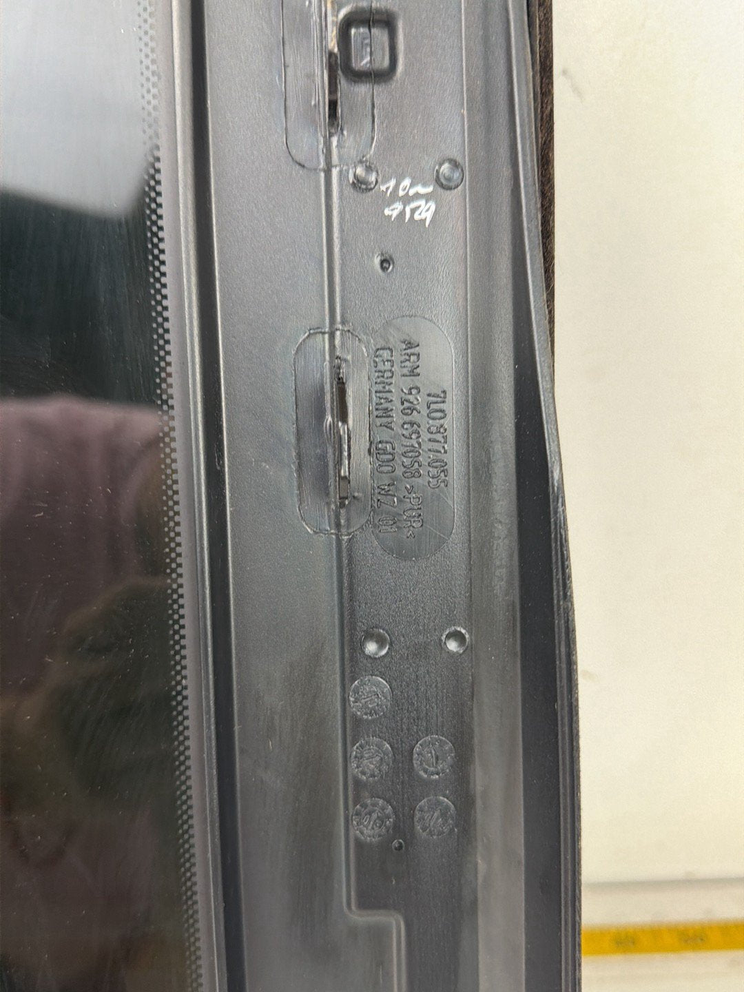 2003-2010 Porsche Cayenne- Sunroof Moonroof Glass Assembly 7L0877055 OEM