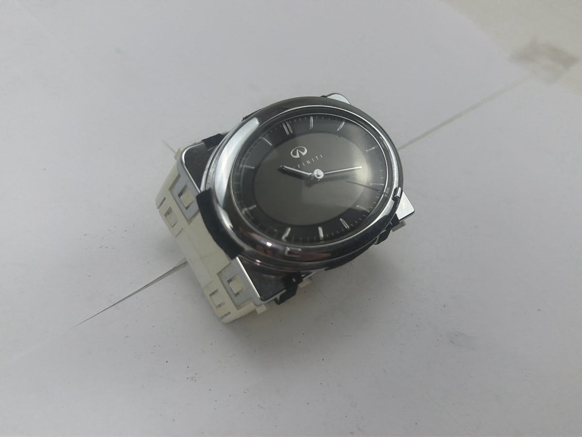 2006-2007 Infiniti M35 Center Dash Clock Panel 25810 EH100 OEM