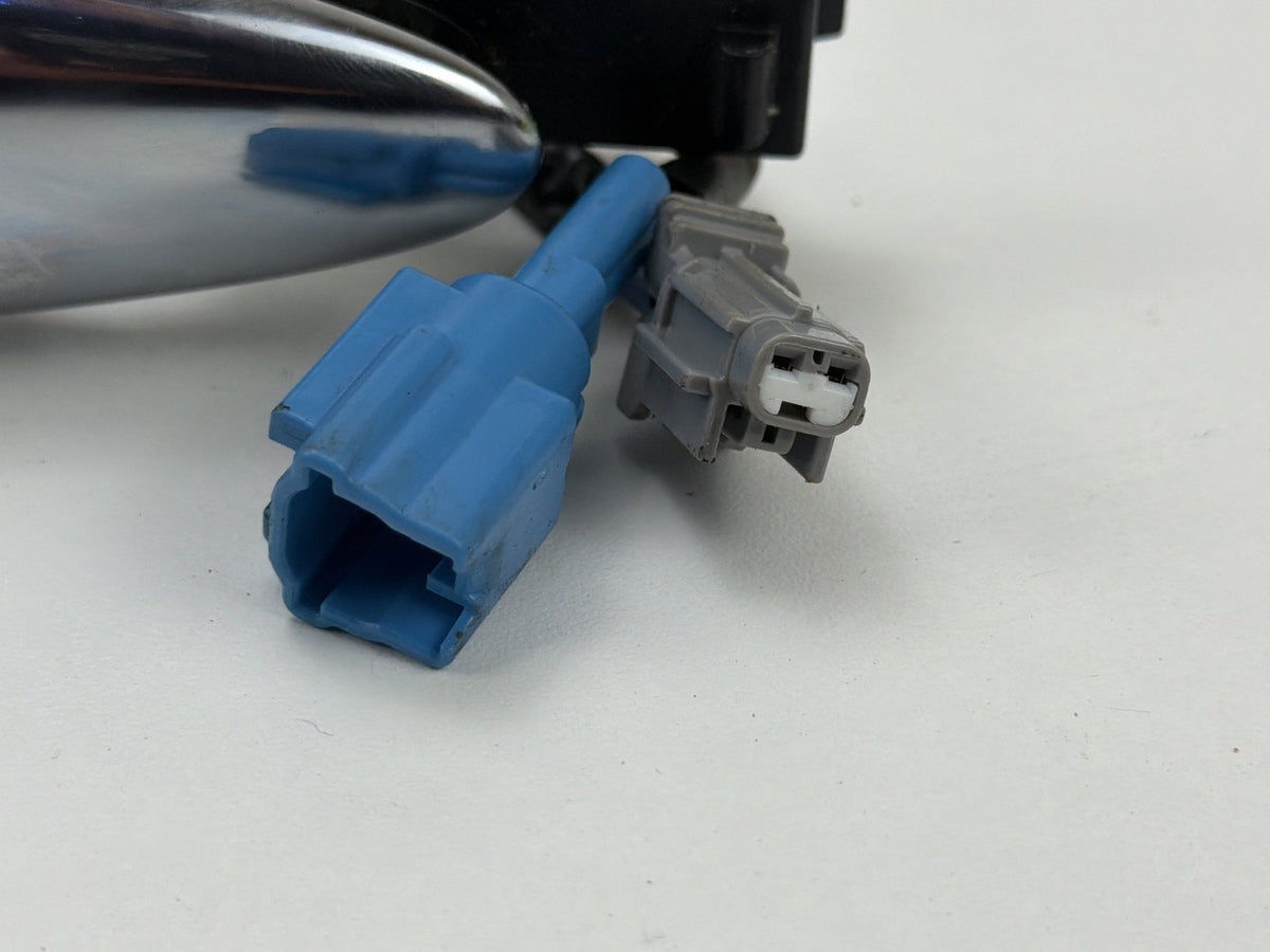 2011-2013 Infiniti QX56 Front Left Side Exterior Door Handle Lock Button OEM