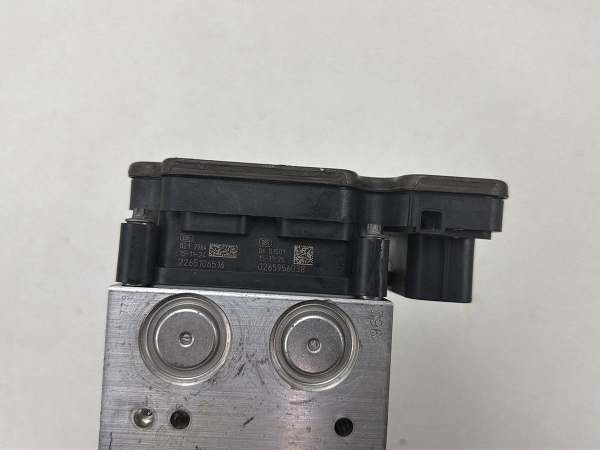 2016-2019 Jaguar XJ ABS Anti-Lock Brake Pump Module Assembly OEM