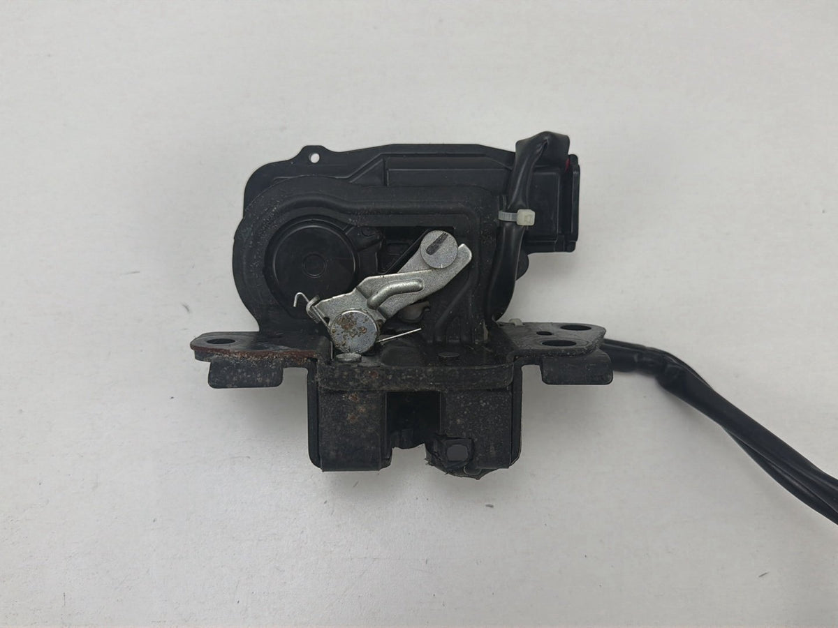 2010-2015 Toyota Prius Rear Trunk Lid Lock Latch Actuator OEM