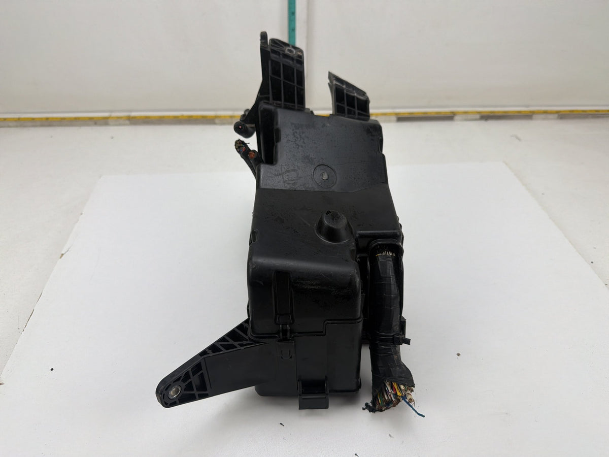 2006-2012 Toyota RAV4 Left Side Engine Fuse Relay Box Module 82662-42180 OEM
