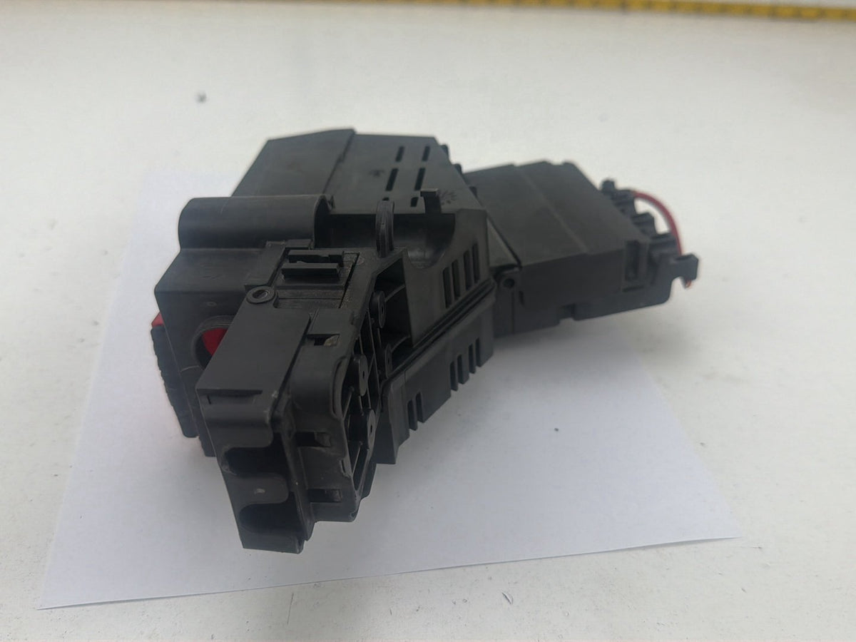 2012-2015 Mercedes-Benz ML550 Fuse Relay Box Junction Module A1665402450 OEM