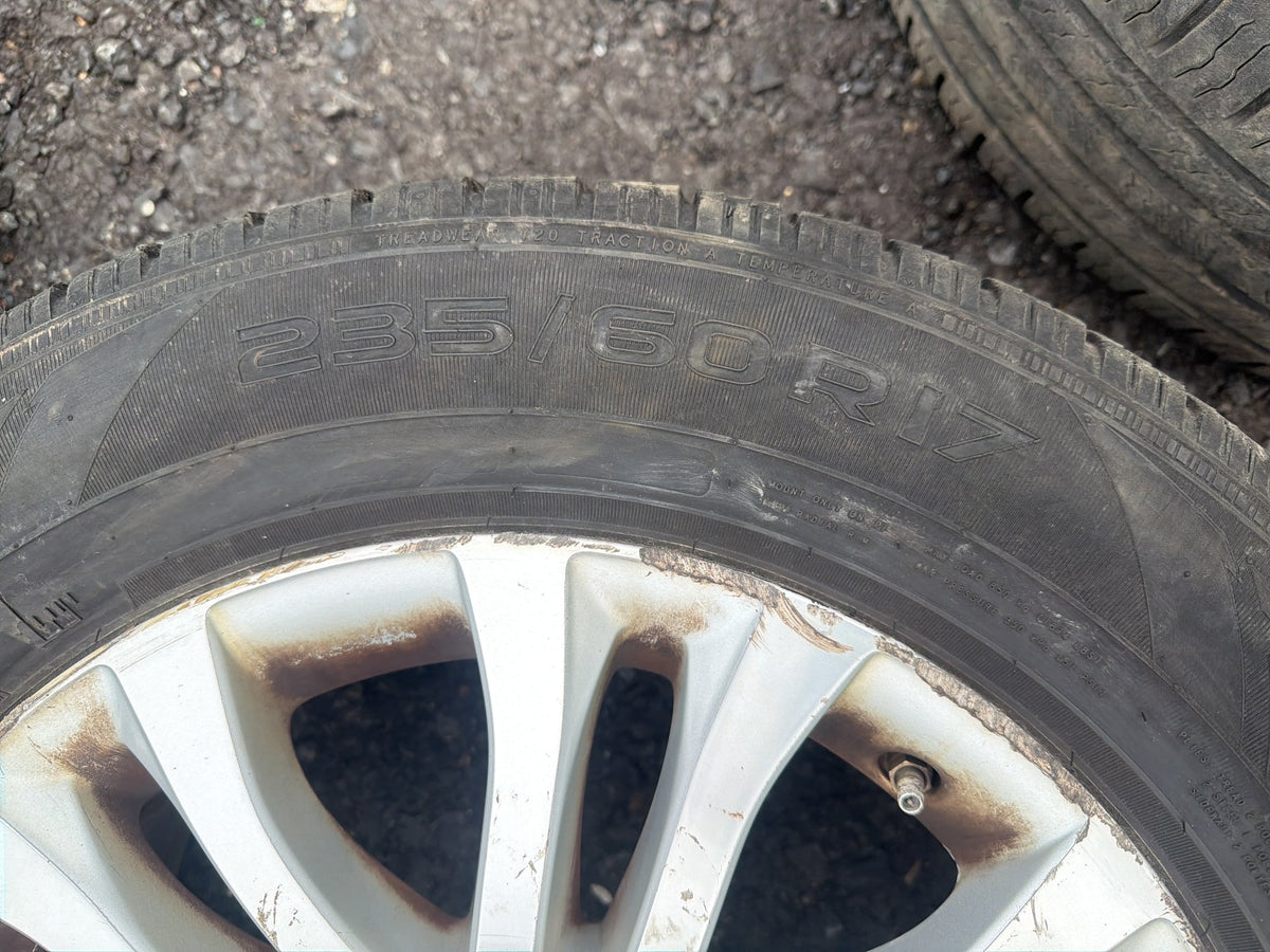 2011-2020 Toyota Sienna Tire Wheel Rim Set of 4 M+S 235/60R17 102H OEM